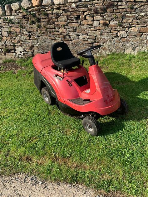 Castle Garden 10572 Ride On Mower In Carmarthenshire Gumtree