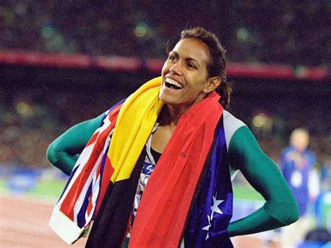Cathy Freeman Sydney Olympics Glynis Nunn Gold Medal 400m Gold Coast Bulletin