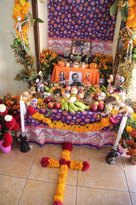 Dia De Los Muertos Altar Decorations Virtbutler