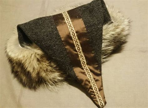 Triangle Norse Merchant Hat Viking Hat With Fox Fur Etsy Sweden