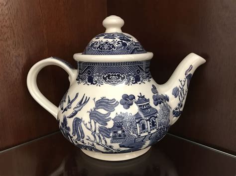 Blue Willow Tea Pot Churchill Blue Willow Blue And White China