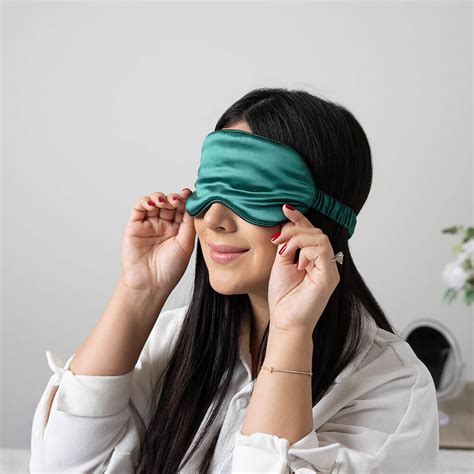 Blissy Silk Sleep Mask 100 Mulberry 22 Momme Emerald