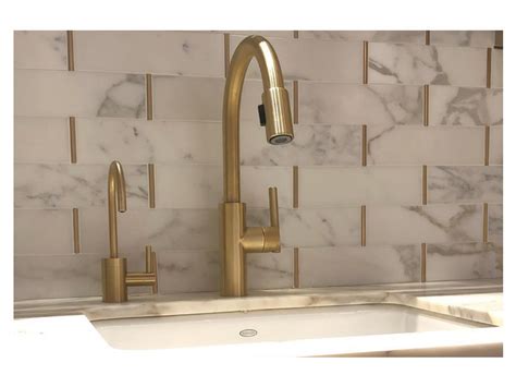 Flatiron Kitchen Calacatta Gold Marble Backsplash Detail