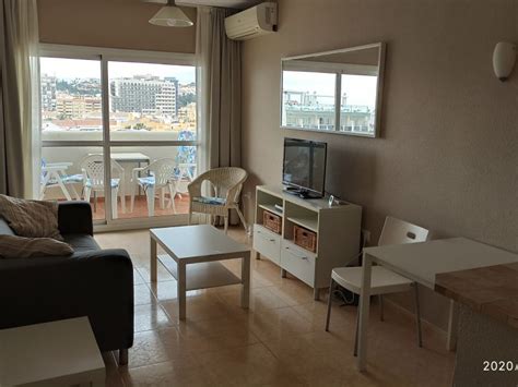 Es un apartamento luminoso que tiene 84 m2 construidos dispone de 1. Alquiler vacaciones en Benalmádena Costa, piso en ...