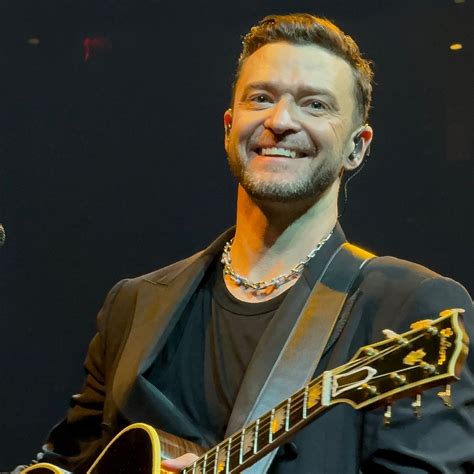 Winnie Harlow Proudly Shows Off Her Skin in New Nude Selfie | Glamour