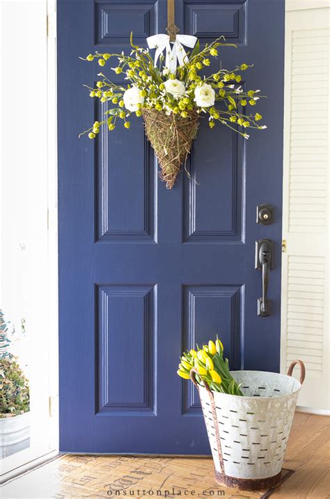 7 Spring Wreath Ideas To Brighten Your Front Door On Sutton Place