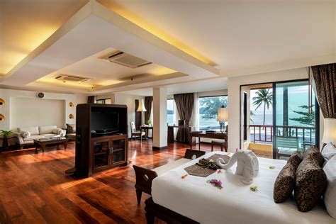 Patong Paragon Resort And Spa Elegant All Suite Hotel Patong Beach Phuket