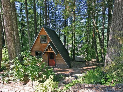 Oregon awaits with luxury lake and mountain cabin rentals! VRBO.com #165581 - Detroit Lake Oregon Get Away! | Cabin ...