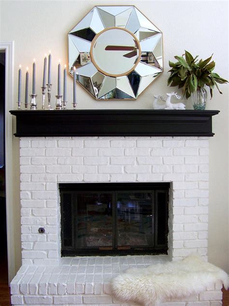 Tips To Make Fireplace Mantel Décor For A Wedding Day