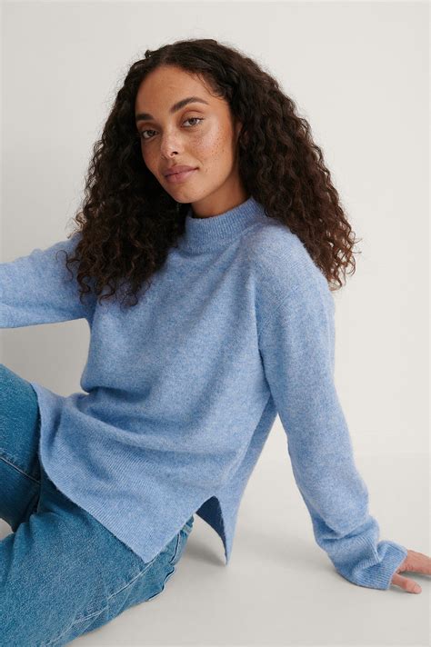 round neck side slit knitted sweater blue na kd