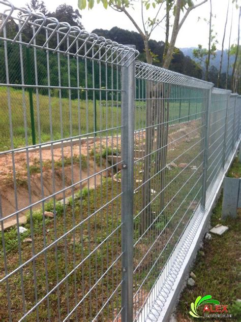 Roll Top Fencing Enhancing Your Property Fence Design Security Fence Wire Mesh Fence