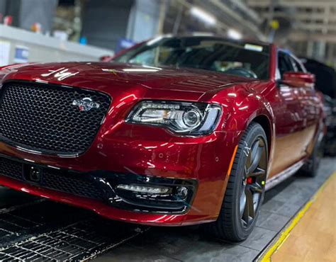 Goodbye Legend The Last Chrysler 300c Was Assembled It Was One Of