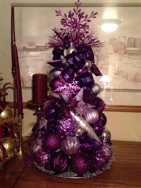 19 Amazingly Gorgeous Purple Christmas Decorations To Add