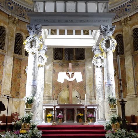 8 pm Easter Vigil Mass