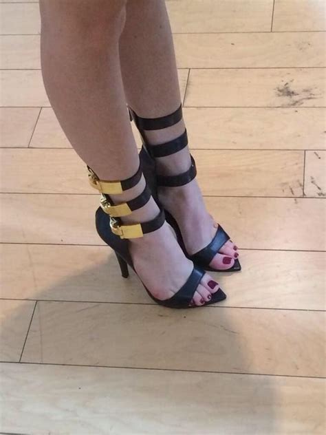 Lauren Jaureguis Feet