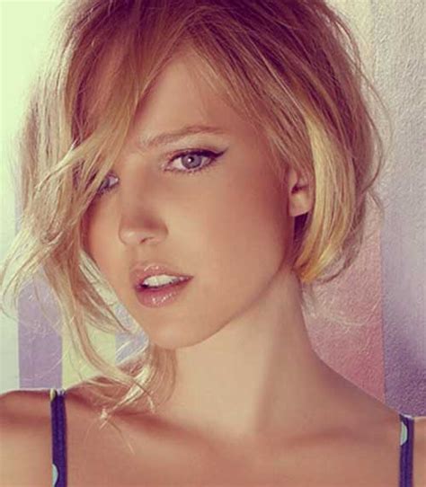 Super straight, blunt bangs can look like a dream with layered hair. 25 Best Short Blonde Haircuts 2012 - 2013 | Short ...