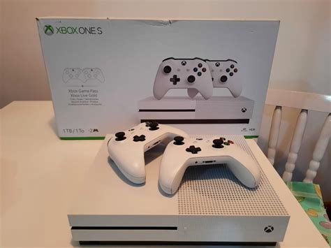 Xbox One S 1tb 2 Controles Branco Mercado Livre