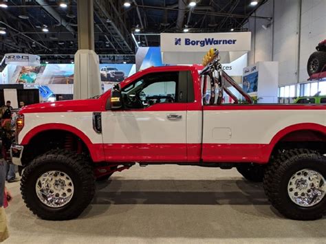 Two Toned Ford F 250 Brings Retro Style To Sema Ford