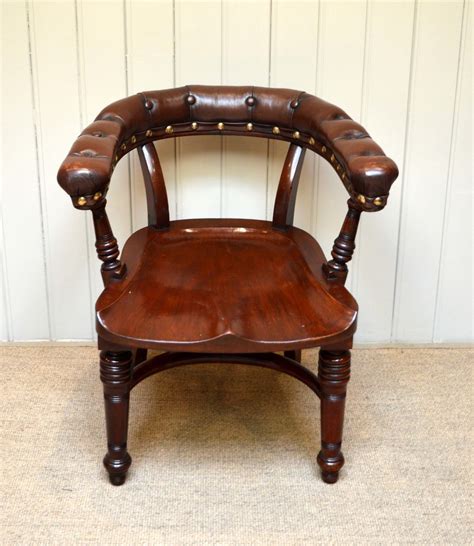 Students are able to see one another and interact. Victorian Mahogany Horseshoe Back Desk Chair - Antiques Atlas