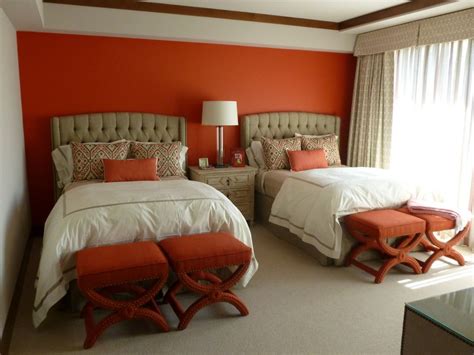 Love The Two Queen Beds For A Guest Room Genius Guest Bedrooms