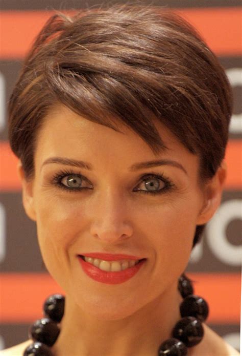 Coupe très courte femme – la tendance qui court – OBSiGeN