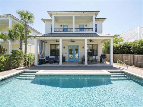 Charming Pet Friendly Home Private Pool Minutes From The Beach And