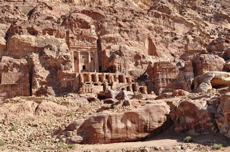Petra The Um Tomb — Buckettripper