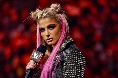 WWE Superstar Alexa Bliss Announces Pregnancy Promises Future Return
