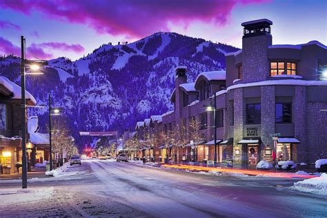 inside america s coolest and drunkest ski town sun valley idaho sun valley ski resort sun