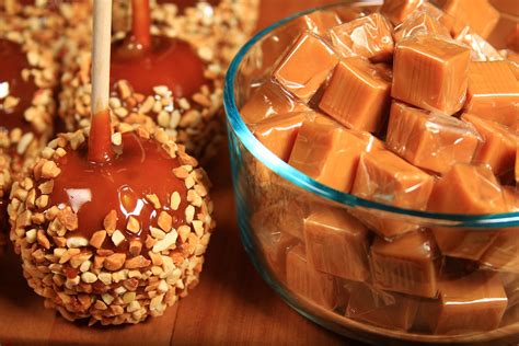 How to Melt Caramel Squares | How to melt caramel, Melted caramel squares, Caramel apples homemade