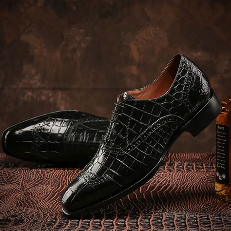 (hints of imperfections are a good sign in leather.) How to tell if your crocodile shoes are made of genuine ...