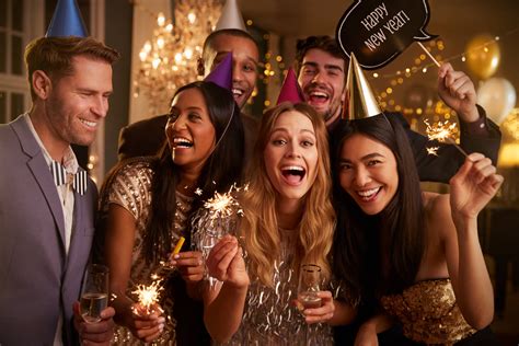 5 Things You Need To Host A New Years Eve Party Live Enhanced