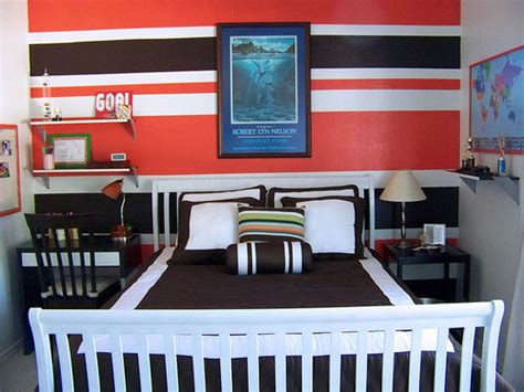 Designing a boys' bedroom comes with its challenges. Eat. Sleep. Decorate.: Striped Walls-Boys Bedroom