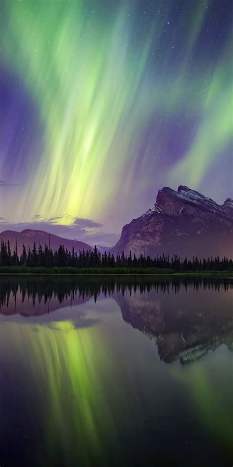 1080x2160 Aurora Borealis Mountains Lake Reflection Banff National Park