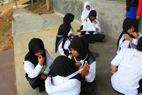 Check spelling or type a new query. Kadet Remaja Sekolah Puteri Tinggi Kluang