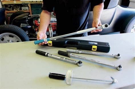 5 Things You Must Know About Proper Torque Wrench Technique Magnetoz