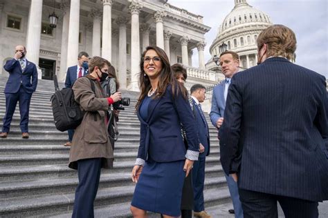 Breaking Lauren Boebert Handily Wins Colorados Third District Gop