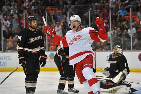 Ducks Vs Red Wings Game 2 Update Detroit Jumps Anaheim Early