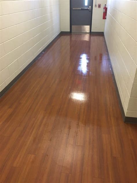 Waxing Hardwood Floor VA ⋆ VA Carpet Cleaning