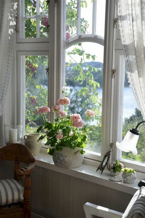 Inspiring Make A Beautiful Home With 25 Flowers On Window Sills Ideas