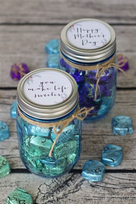 So many loved ones to appreciate! Thirty Mason Jar Ideas for Mother's Day | Yesterday On ...