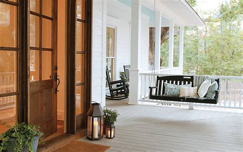 Havana gold, island mist, lava rock, spiced rum, tiki torch, gravel path. Transcend Composite Decking | Deck Floors | Trex