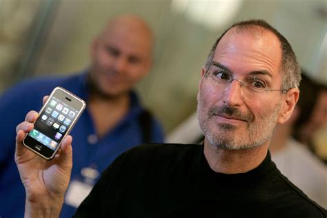 The Story Of How Steve Jobs Saved Apple From Disaster And Led It To