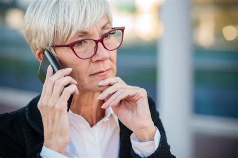 More Than One-Third of Women Aren't Happy With Their Financial Advisors