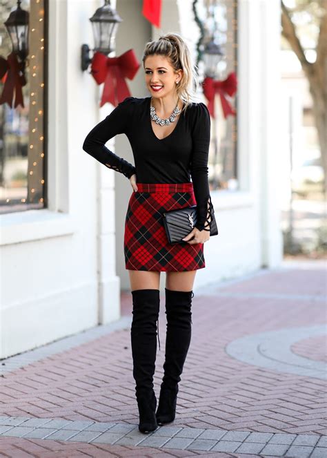 What To Wear With Short Skirts In The Winter