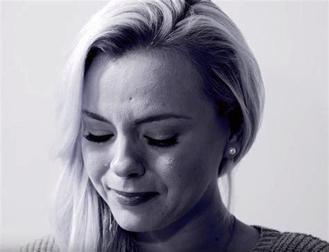 Charlie Sheens Porn Star Ex Bree Olson Cries In Her
