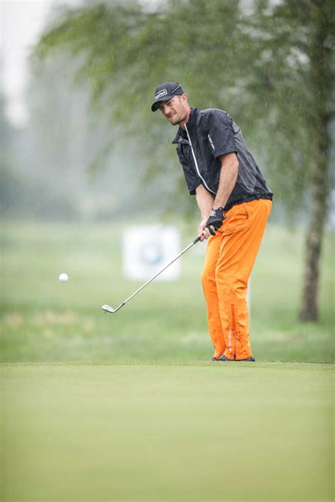 Der gebürtige tscheche hat nach der miguel ángel jiménez ist einer der großen lieblinge des publikums in eichenried. 25th June 2017, Golfclub München-Eichenried, BMW ...