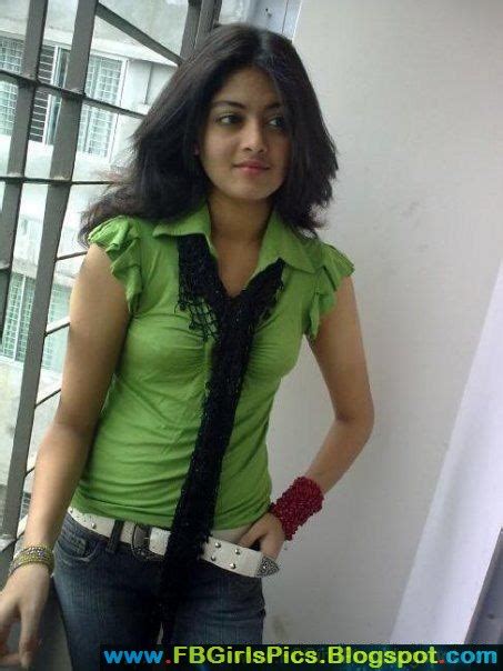 Facebook College Girls Chicks Profile Photo Collection Pack 10 Beautiful And Cute Facebook