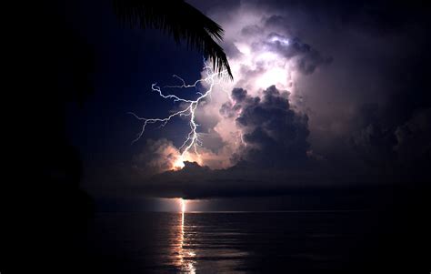 Venezuelas Nightly Lightning Show Travel The Guardian
