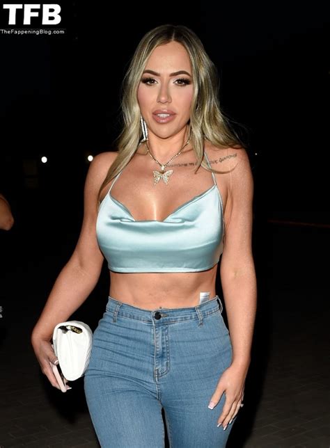 Holly Hagan Flaunts Her Amazing Abs As She Heads To Menagerie Photos Pinayflixx Mega Leaks